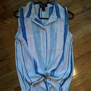 Nine West Collared Sleeveless Top